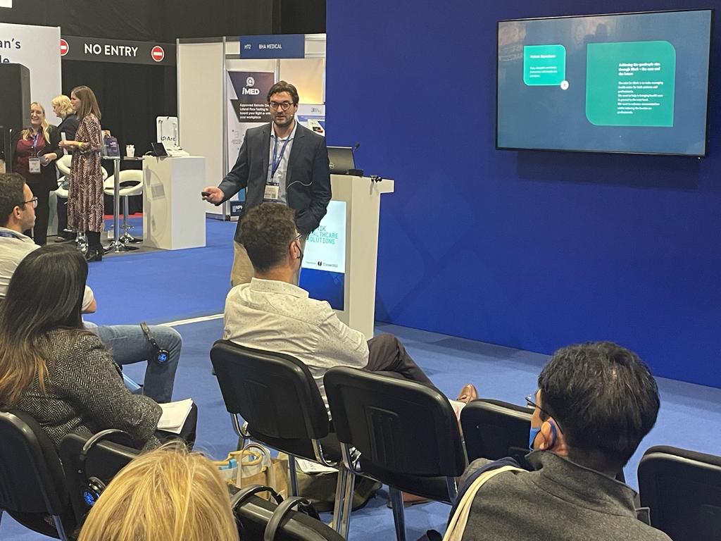Klinik UK (@klinikuk) on Twitter photo Live and direct from #BestPracticeShow - <a href="/kelvaron/">Rony Lindell</a> on #onlinetriage and the intelligent healthcare network <a href="/BestPracticeUK/">Best Practice</a> Live and direct from #BestPracticeShow - <a href="/kelvaron/">Rony Lindell</a> on #onlinetriage and the intelligent healthcare network <a href="/BestPracticeUK/">Best Practice</a>