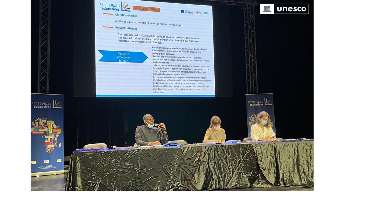 UNESCO_Dakar's tweet photo. Le projet Ressources éducatives, initié et financé par @AFD_France et mis en œuvre par @UNESCO_fr, aux Etats généraux du livre en langue française à Tunis. En savoir plus 👉 https://t.co/GWfGkpq5tk
#RessourcesÉducatives https://t.co/exe50WFPNs