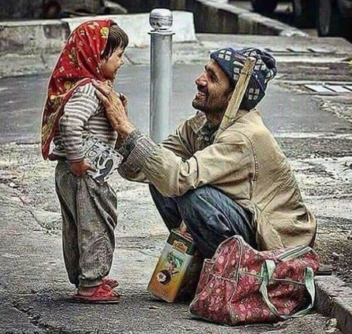 Babayı evladının kahramanı yapan, zengin ya da fakir olması değil, iyi yürekli olmasıdır.