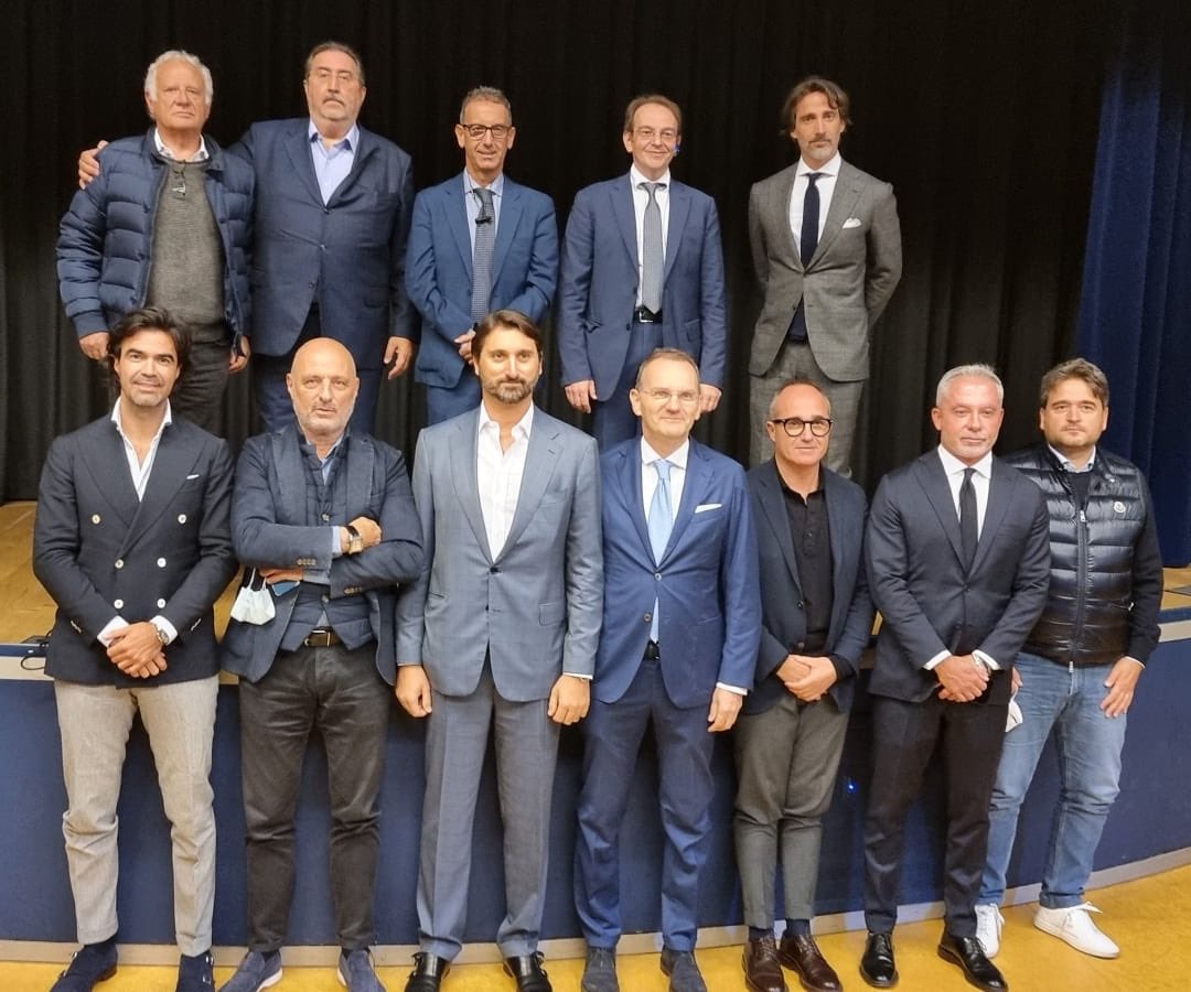 AiacsInfo's tweet photo. Si è tenuta oggi a #Milano presso il Teatro Blu di via Cagliero l'#Assemblea dell'Associazione Italiana #Agenti Calciatori e Società (A.I.A.C.S-Assoagenti) che ha nominato il nuovo Consiglio Direttivo. 

#Aiacs #Assoagenti https://t.co/TCnX3eL5VY