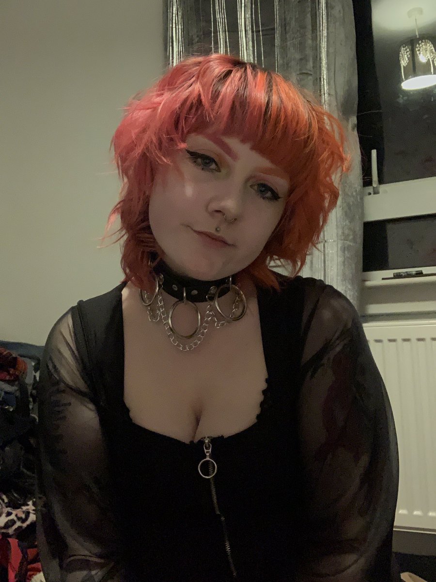 CourtneyWebste3's tweet photo. Witch bitch https://t.co/cm84x9vsa5