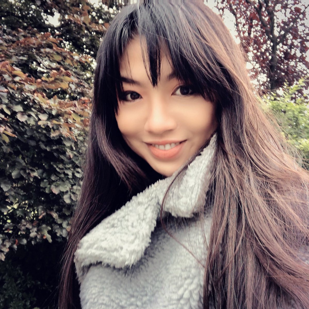 fifirong's tweet image. GM face thinking to bring nft airdrop to my double album crowdfunding campaign! 
Shout out to @famous_dyl for giving me guidance on this last night! 
Stay tuned #teamfifinity 🍉❤️