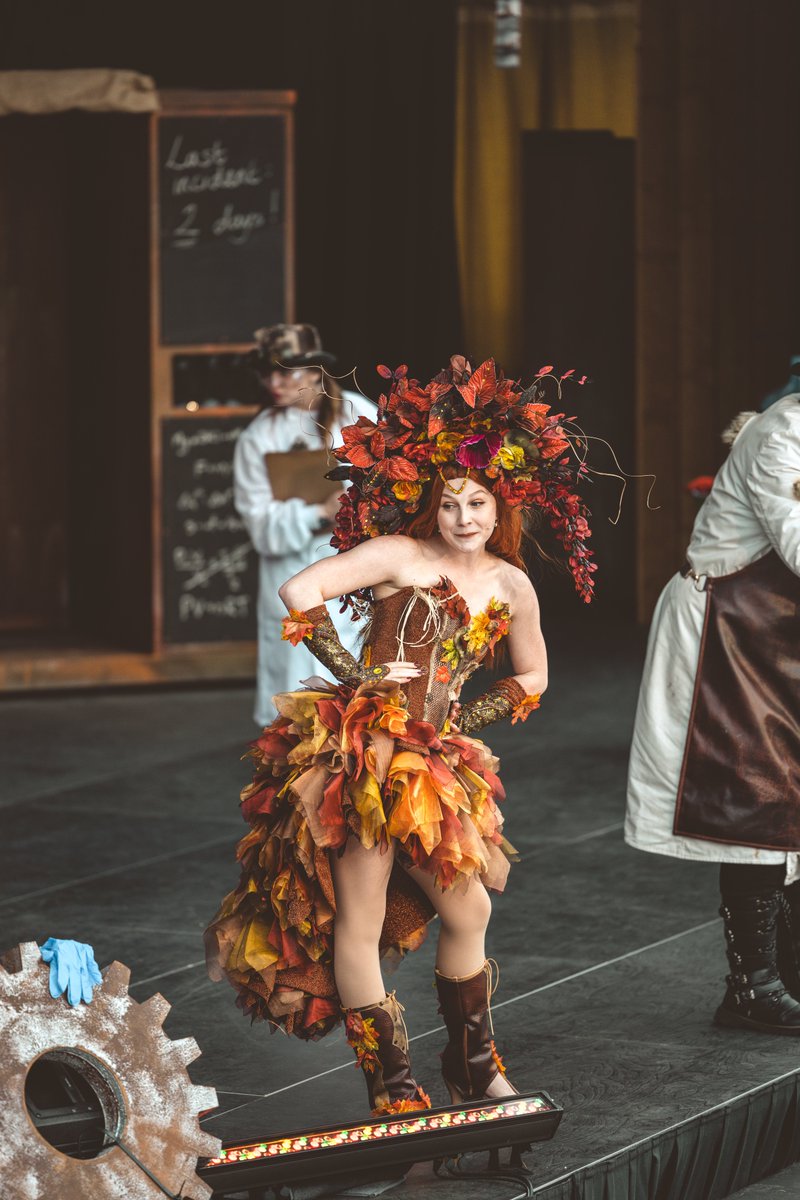 BluestoneWales's tweet photo. How AMAZING are the costumes for the Pumpkin Lab Show?
#mybluestonebreak https://t.co/M9GOxebg7W