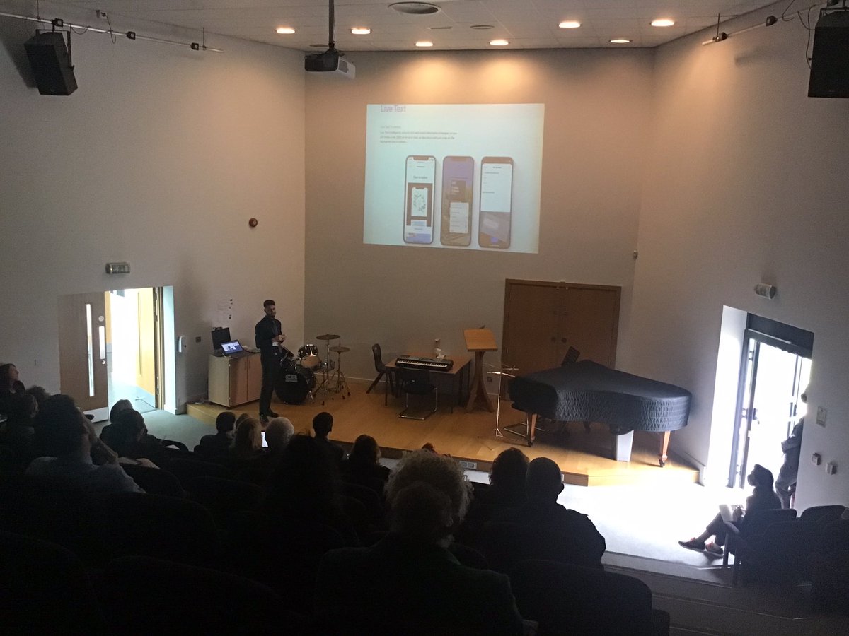 lgs_news's tweet image. Our @LangleyGS_Tech INSET training is underway for the year: Mr Wilkinson looking at new features in iOS 15, Mrs Clark reminding us about using Apple Classroom, and our newly appointed Jedi teachers introducing our differentiated learning strands #AppleDistinguishedSchools
