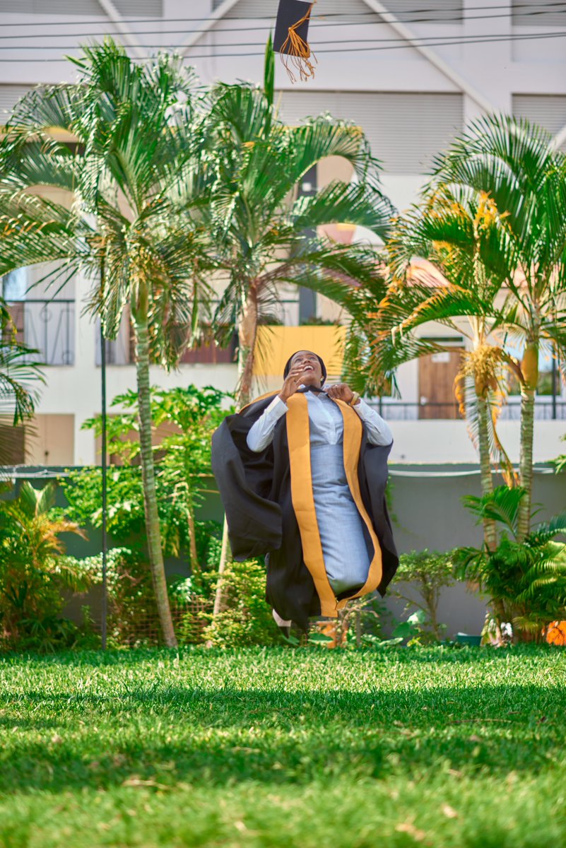 francismtey's tweet photo. #GraduaionPhotos #graduation #inframetz https://t.co/qPikbgtCYf