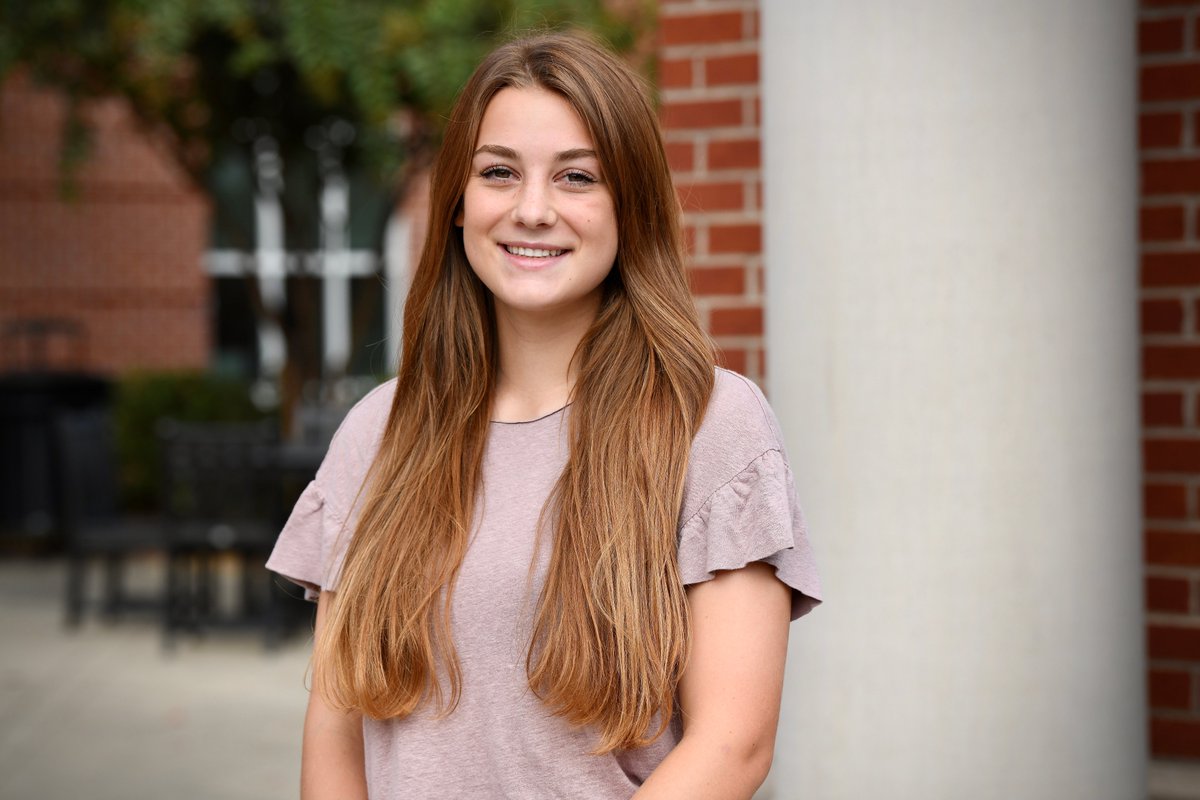 BelhavenU's tweet photo. Laela Evans, a junior chemistry and biological sciences major, earned second place in the 85th Mississippi Academy of Sciences’ Undergraduate Research Symposium.

https://t.co/TXo0vy8Qj2 https://t.co/Ybcr28fMJh