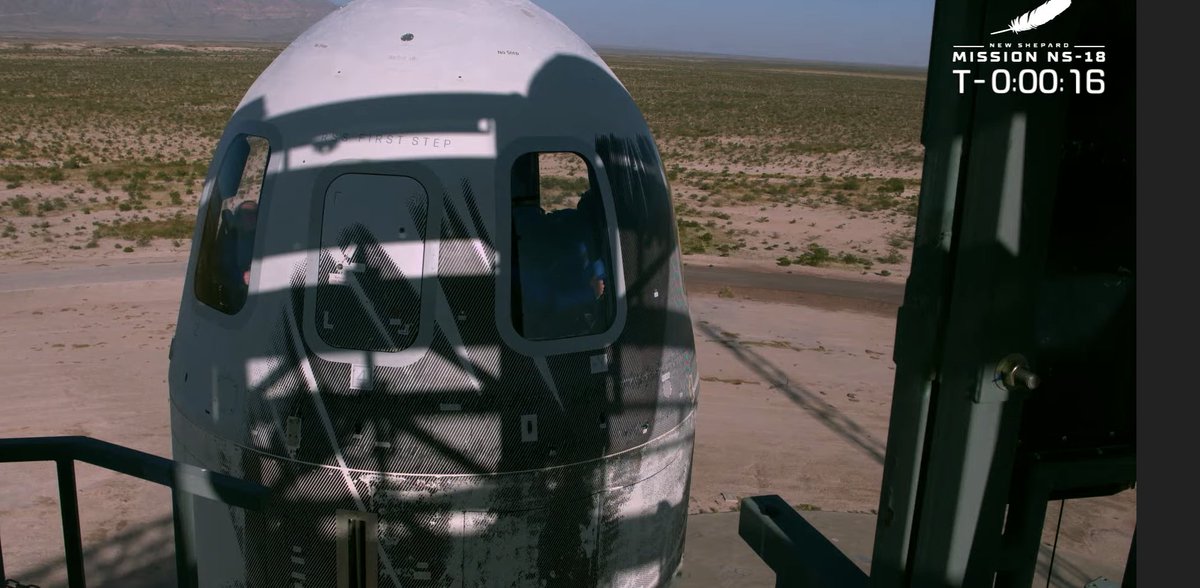 robinrae22's tweet photo. Off they go!!! 
#NS18 Blue Origin 
@CaptClinical https://t.co/AITz2u1tqd