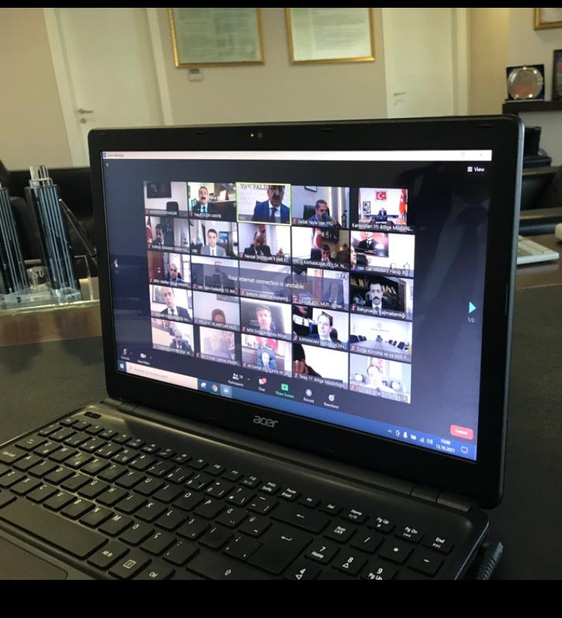 vanticborsa's tweet photo. Başkanımız Nayif Süer, Sayın Valimiz Mehmet Emin Bilmez başkanlığında online olarak yapılan, 2021 Yılı 4. Dönem Van İli Koordinasyon Toplantısı'na katılım sağladı.
 @valibilmez @Nayifsuer https://t.co/oF89pNcII0