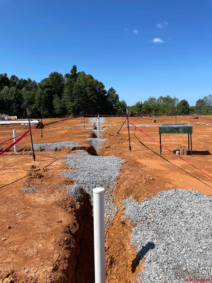AvenueDevel's tweet photo. After tons of dirt movement, we can begin to see the building layout at the new Elizabethtown Signature HealthCARE facility. This state-of-the-art facility is expected to open its doors late next year!
#avenuedevelopment #realestatedevelopment #seniorlivingdevelopment https://t.co/4H3AKbQSO1