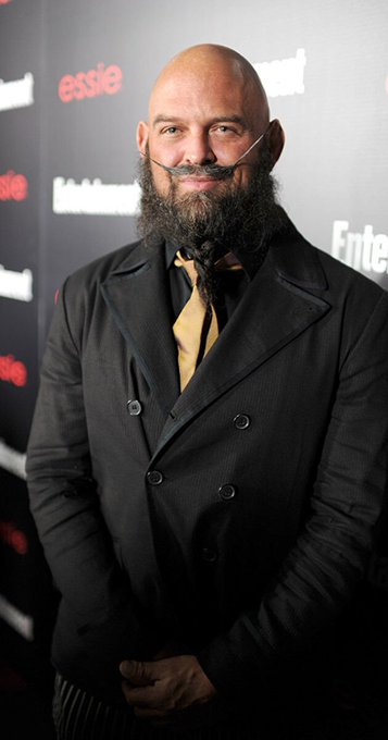 ジョンウィックではヒゲを引っ張られ殺され、
イコライザーではデンゼルワシントンと取っ組み合いの末に殺され、
ジュマンジではロック様にアッパーされ、
ザ・コンサルタントでは台詞を貰いつつも殺される
タイトフレッチャーさん 
#出番少ないけど印象に残っているキャラ 