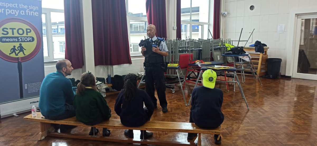 MPSRTPC's tweet photo. Hackney Safer Transport Officers have been attending primary schools in partnership with the council as part of the Junior Road Safety Officer Programme. STT officers have been demonstrating how the Speed 'gun' works and the importance of road safety. #visionzero #CESTT https://t.co/BXEc9zqVkp