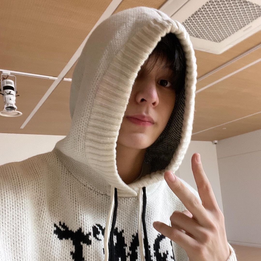 sabellacrml's tweet photo. HAPPYBIRTHDAY JAMES🎉🎉❤️❤️
wish you all the best!! ditunggu debut nya ya, semangat❤️❤️
#JamesBirthday
#SunshineJames
#OurHappinesJames
@trainee_a https://t.co/JVug8M33Ob