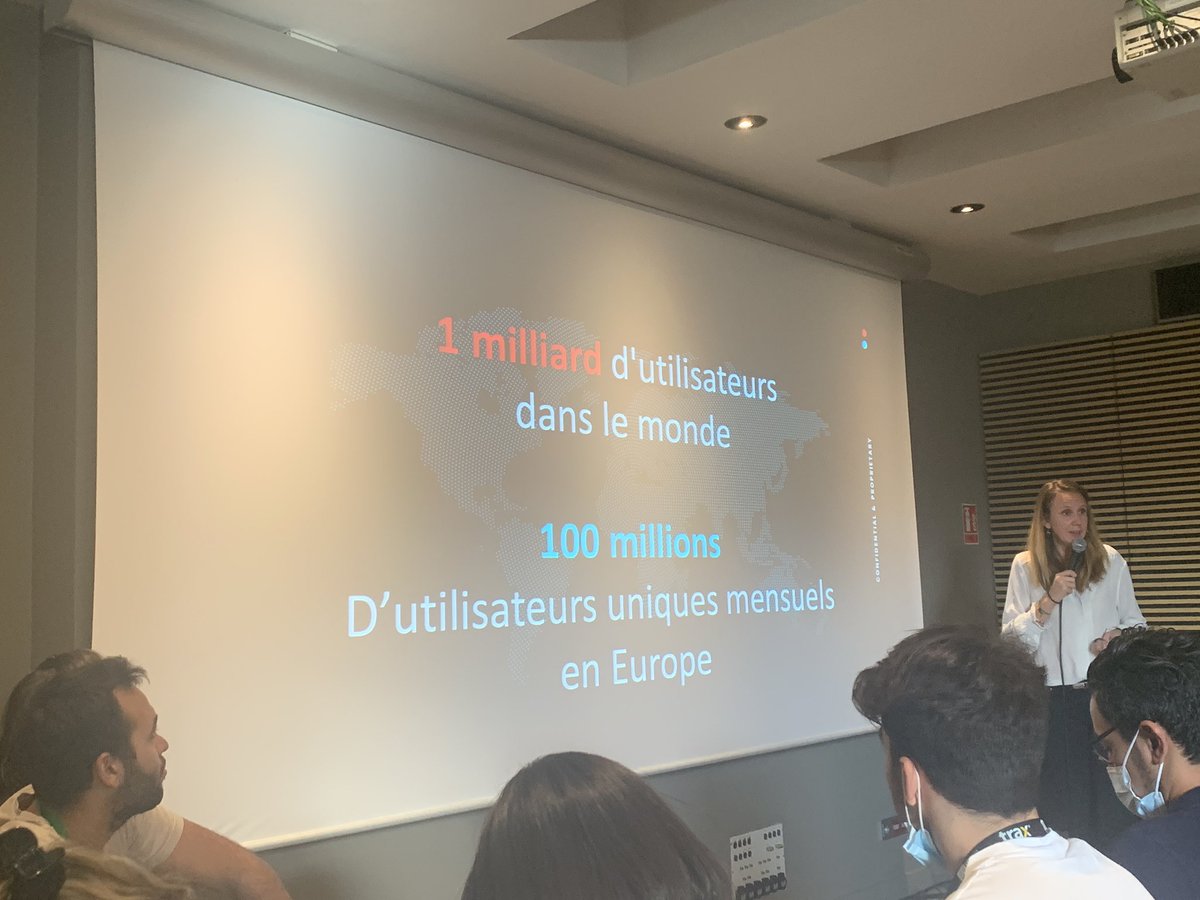 NatachaHoltz's tweet image. @tiktok_France c’est déjà 1 milliard d’utilisateurs dans le monde et 100 millions en Europe ! 75% des utilisateurs viennent pour s’y divertir. 

#Hubforum2021 #hubforum #Video cc @hubforum