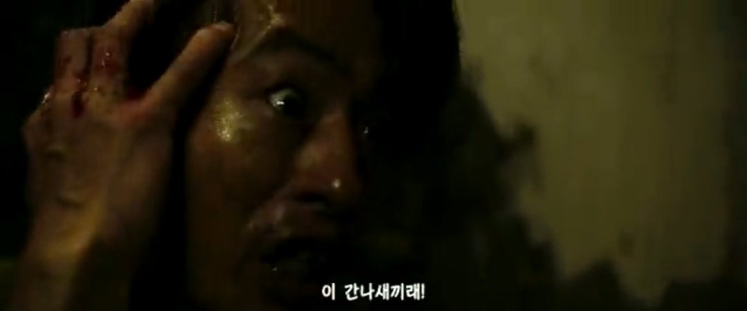 태준기 볼에 냅다 뽀뽀 쪽쪽쪽쪽쪽쪽쪽 박고
이 간나새끼래 드디어 미친 거네?
경멸의시선받기..