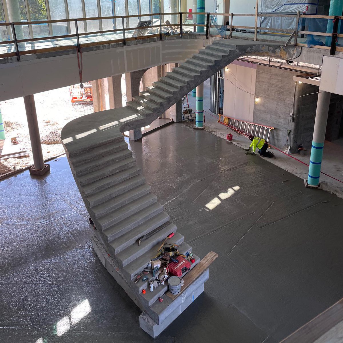 EMCNashville's tweet photo. #Formwork and #rebar images as well as current stage of #monumental #concrete #staircase at Smyrna Ready Mix.  
@EOA_Architects  
#RichardBegin #structuralengineering #design #commercial #SmyrnaTN https://t.co/6i4Pp5ZlNf