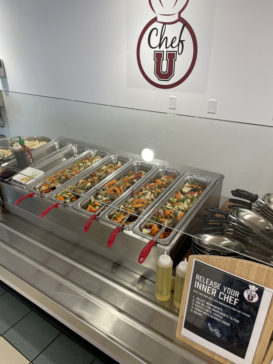 NicholsDining's tweet photo. Today’s lunch! @NC_ResLife @Nichols_College @NicholsDining @ncbison https://t.co/LwLuKmmwSu