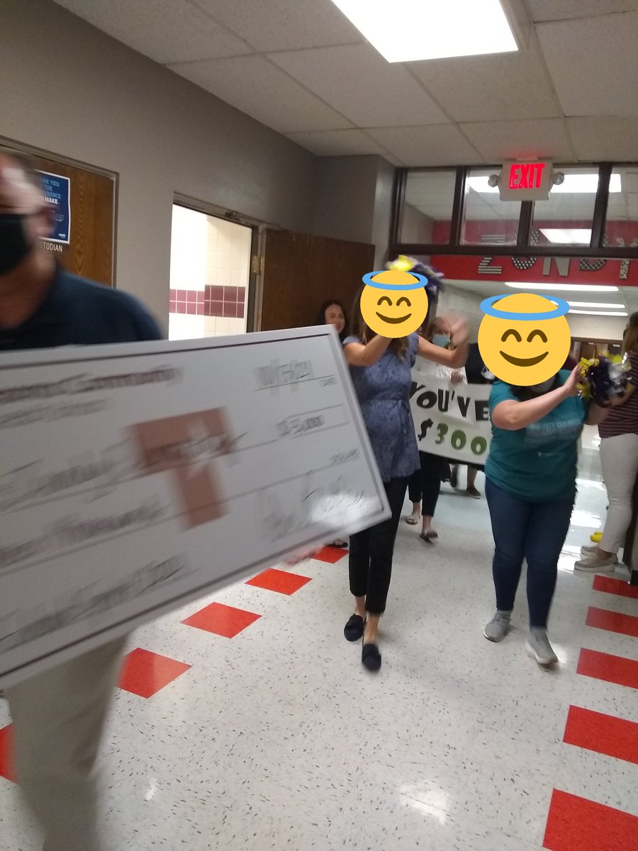 RMartinezdeLeon's tweet image. Thank you, Texoma Community Credit Union #TCCU, for helping @ZundyElementary with your great donation!