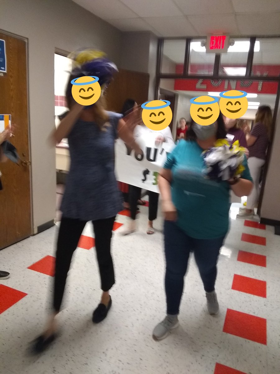 RMartinezdeLeon's tweet image. Thank you, Texoma Community Credit Union #TCCU, for helping @ZundyElementary with your great donation!