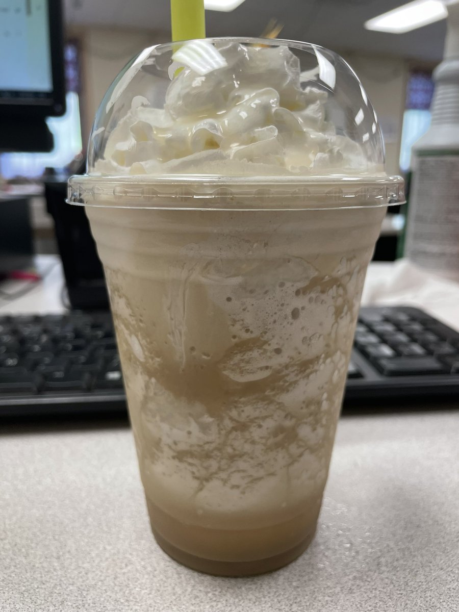 MrsHJacksonTIS's tweet photo. Thank you Ms. Hayes for the Wonderful Wednesday treat!! https://t.co/X7Wxs4YQqn