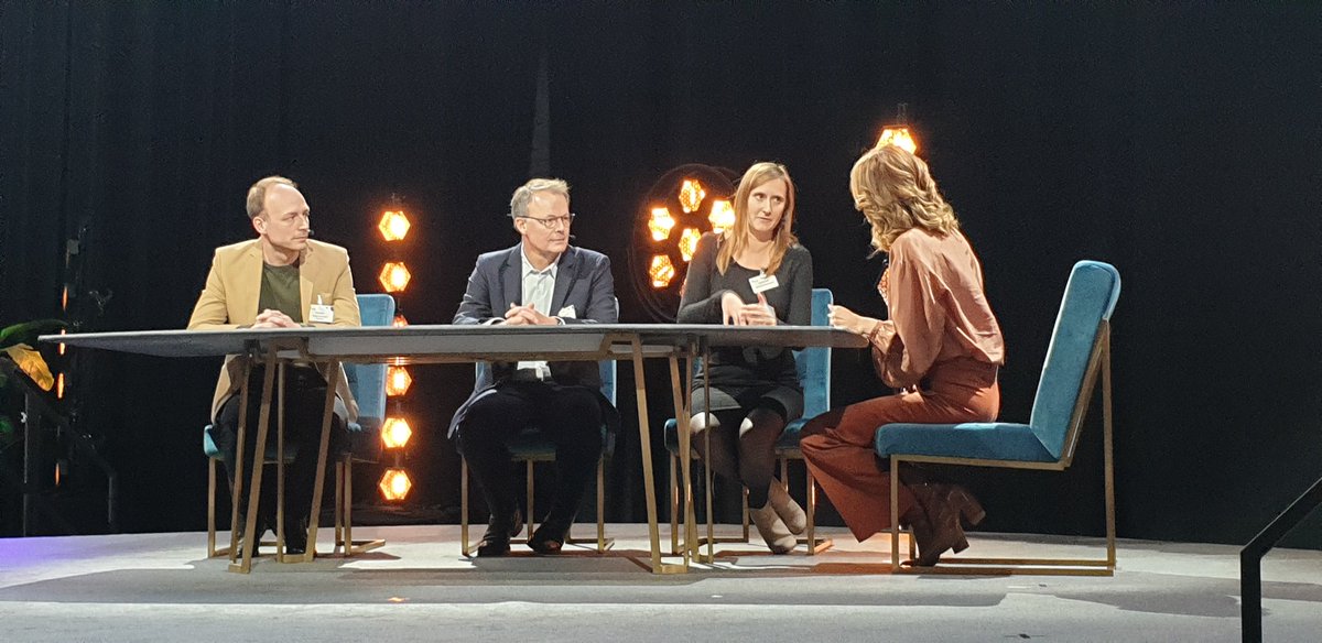 Liesbeth_Aerts's tweet photo. Power panel at #25yearsVIB 🤩
Some of our VIB covid first responders! #sciencetotherescue https://t.co/6V7yE37sqO