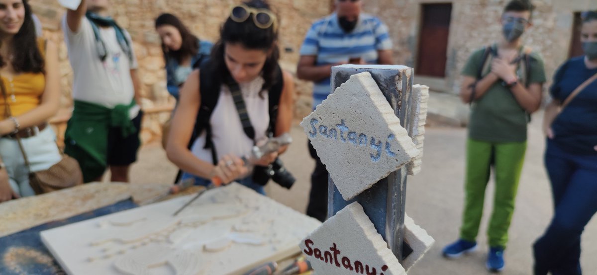 Santanyí es sinónimo de piedra noble, la que se extrajo, durante siglos de las vetas junto al mar para crear todo tipo de edificios como Es Fortí de Cala d'Or #somdemallorca #visitcalador #visitsantanyi <a href="/SantanyiTourism/">SantanyíTourism</a>