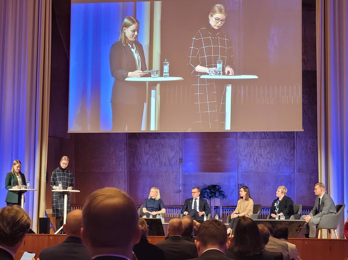 TedApter's tweet photo. Nyt mennään! Viiden suurimman puolueen ilmastokeskustelu. Aallon hallituksen pj @miljaleinonen ja KY:n vpj @erauvala1 
vetävät tentin.

#tpk2021 #ilmasto https://t.co/zm4rswsKLz