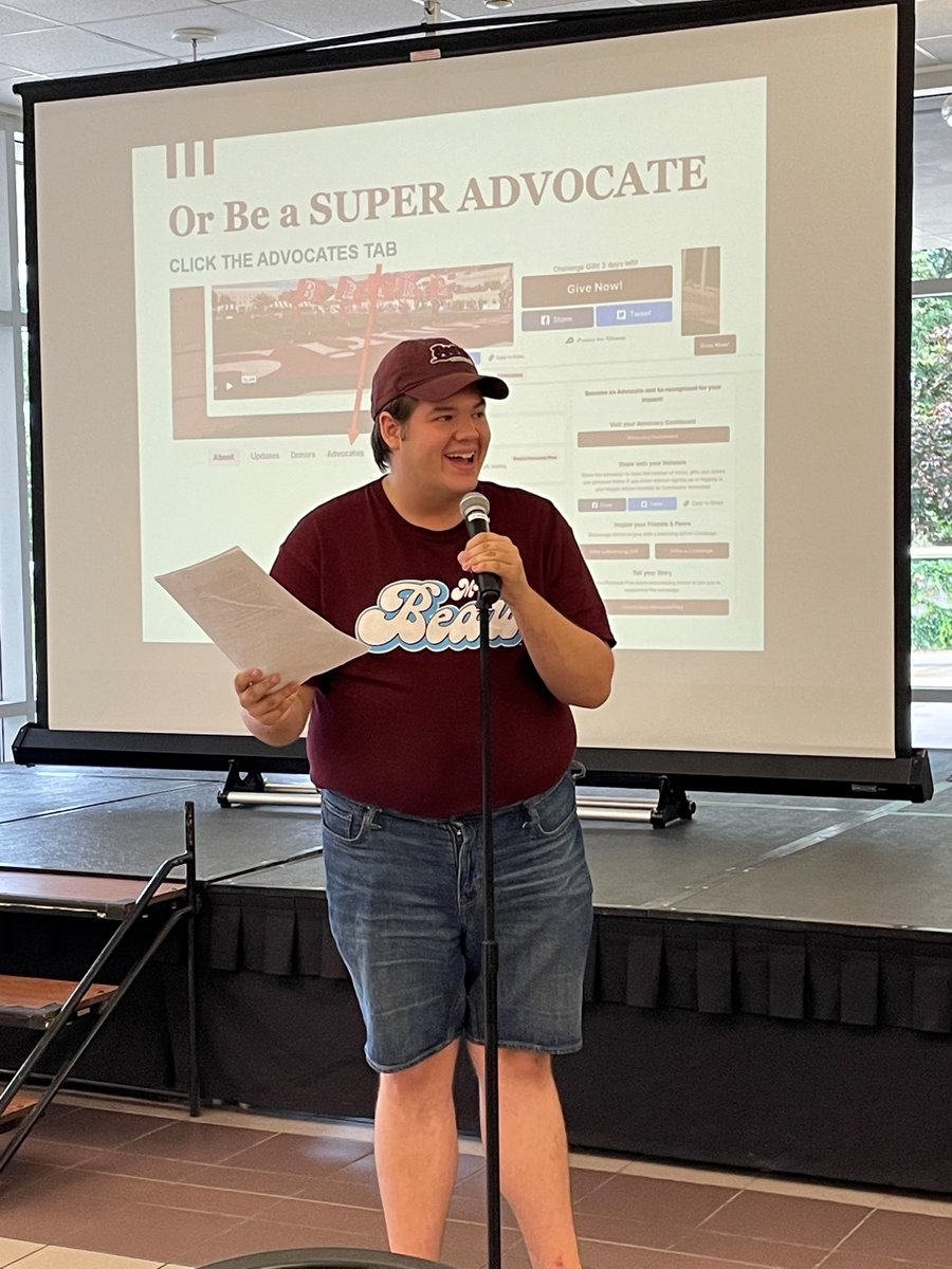 DeeSiscoe's tweet photo. #BearsGive Kickoff is underway in the @MSU_PSU! Join me in giving to this great university! @MOStateSBP @MSUSeniorClass @MissouriState @BearsFamilies @msu_studentaffa @ClifSmart https://t.co/uohuBlFrwB