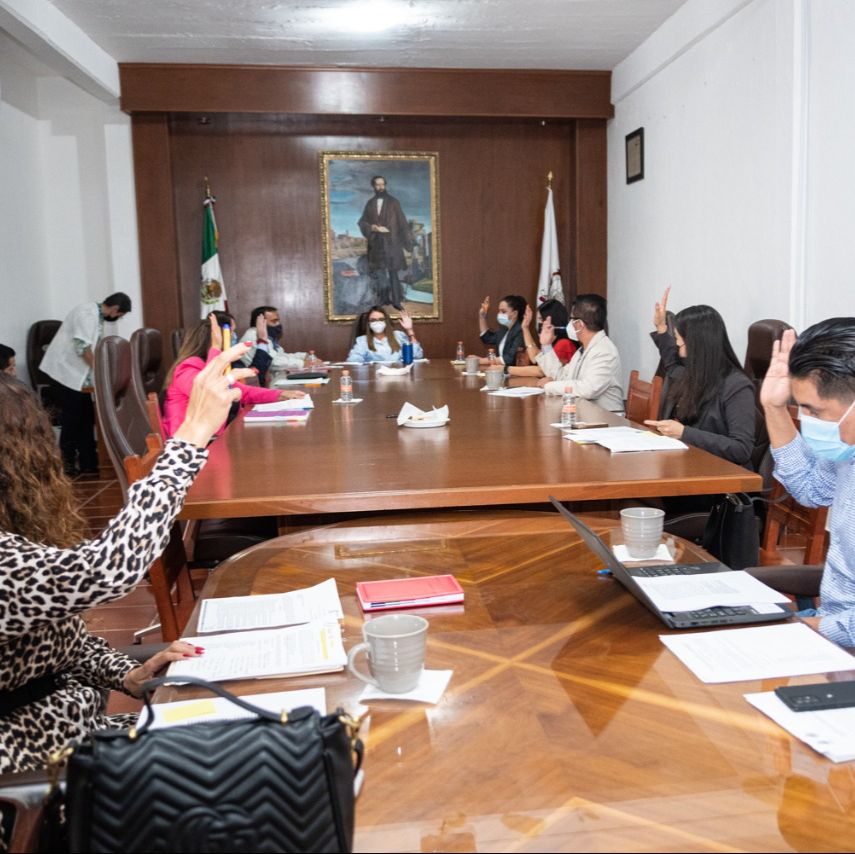 Se tendrá instalaciones de Fiscalía en Ezequiel Montes: Lupita Pérez Montes.

La Presidenta Municipal de Ezequiel Montes, Lupita Pérez Montes, informó que en sesión de cabildo por unanimidad se aprobó la donación del predio para que se construyan las instalaciones de la Fiscalía