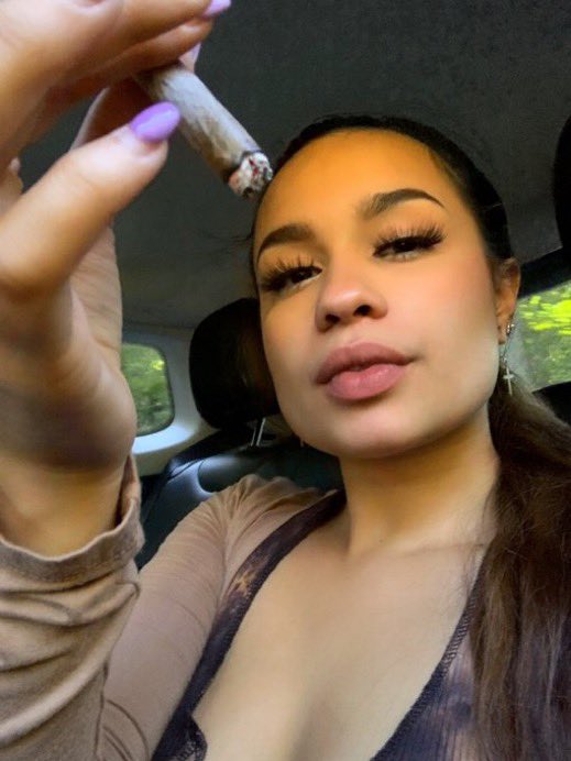 How to remain unbothered: smoke weed every day😌