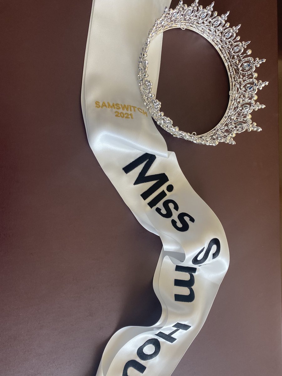 SHSUPresWhite's tweet photo. Nice reminders of a great #SamSwitch experience as @MaddieChrisss a few days ago. She is one of many outstanding @SamHoustonState students & member of @SamHouston_SGA. #StudentsHaveMyHeart https://t.co/wb7XJW2oN4