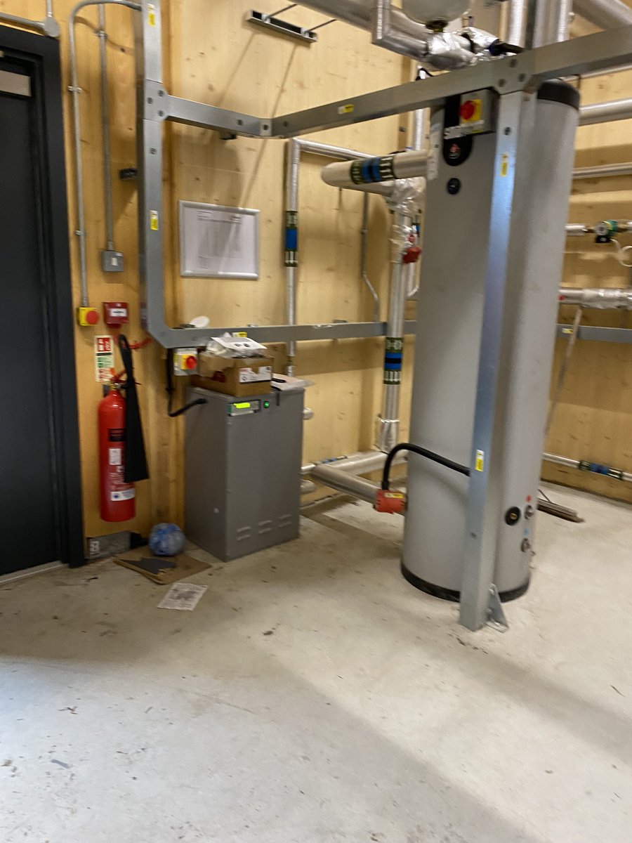snipefgeorge's tweet image. This afternoon i was at the Merkinch Primary School Inverness where I saw some very impressive Plumbing work shown to me by Scott Fraser from EJ Parker Services from Inverness