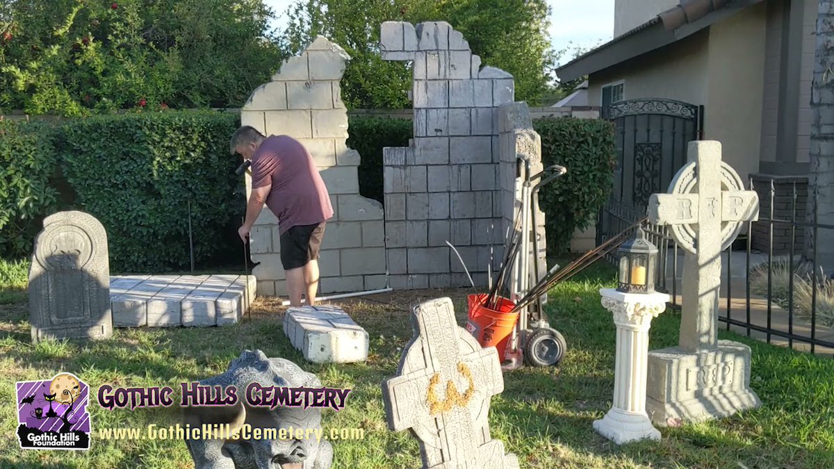 GothicHills's tweet photo. Check out the second part of our setup timelapse here: https://t.co/lLLeX9fmzf #GothicHills #CalHaunts #SocalHauntList #Halloween #SpookySeason https://t.co/xHLDACC4uv