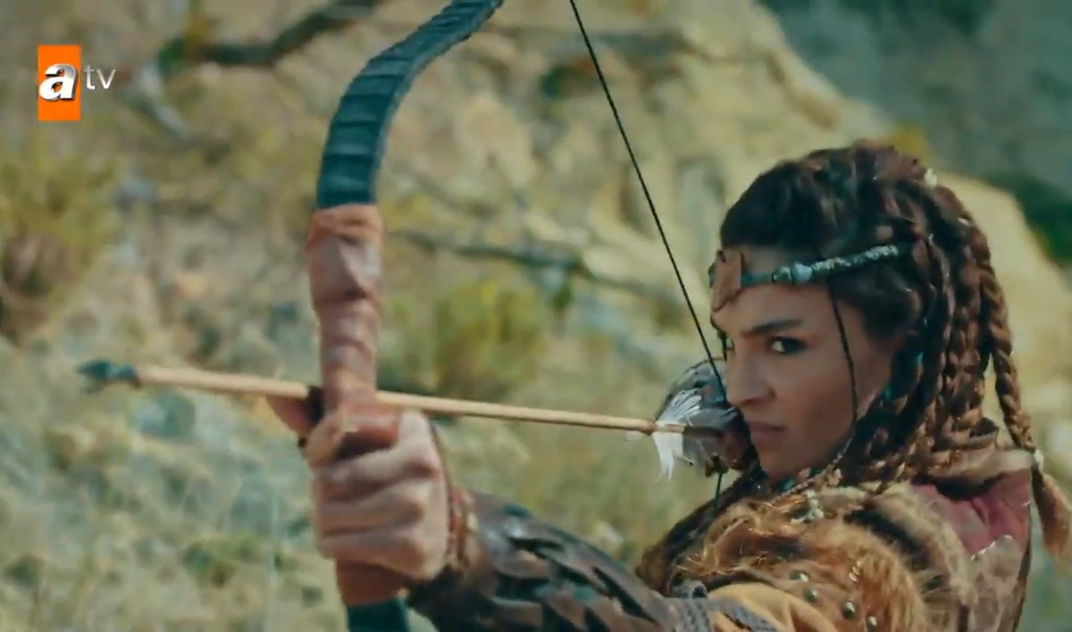 Ebru Şahin'in #Destan dizisinde canlandıracağı 'Akkız' karakteri TT listesinde...