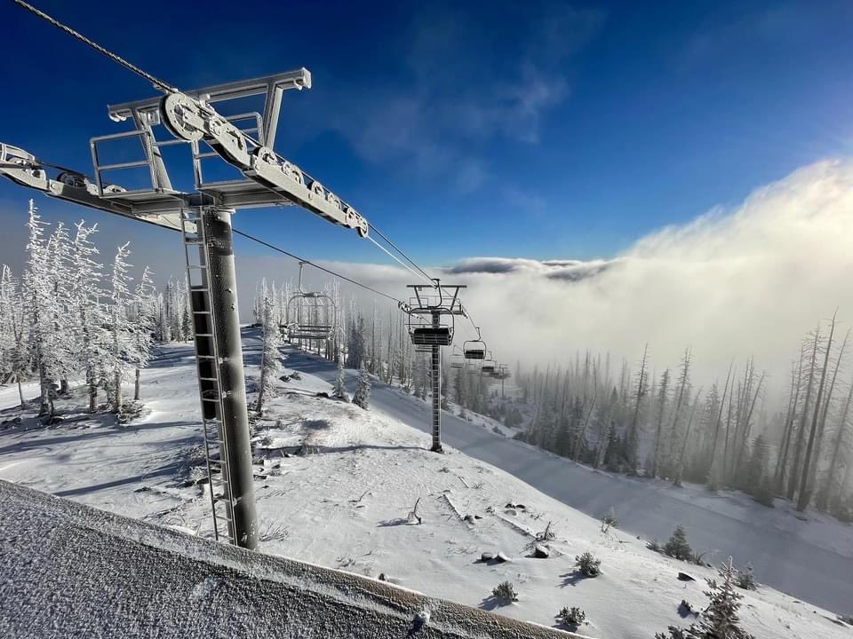 Skicom's tweet photo. @WolfCreekSki2 opens on Saturday! #RaceToOpen https://t.co/yOum4HvIJV