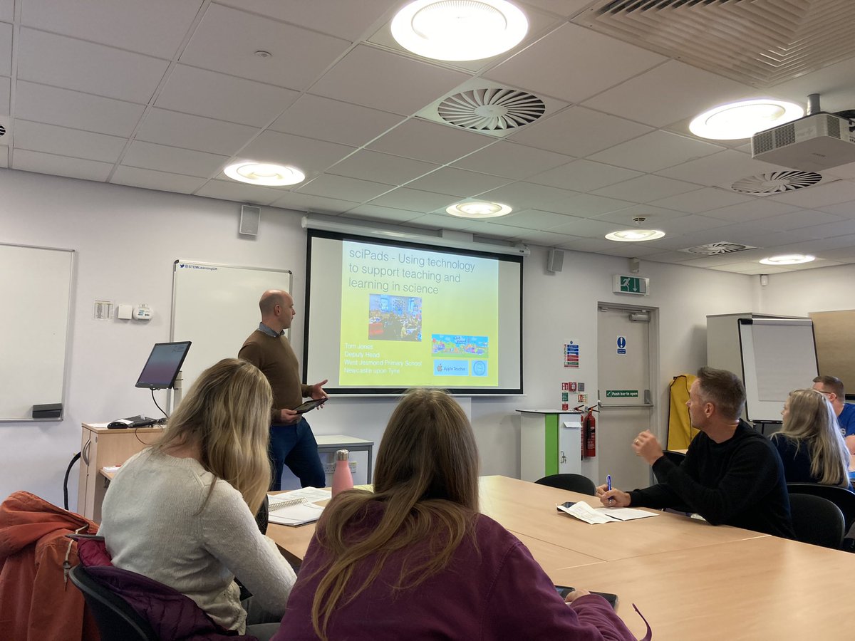 Kate Redhead tweet media