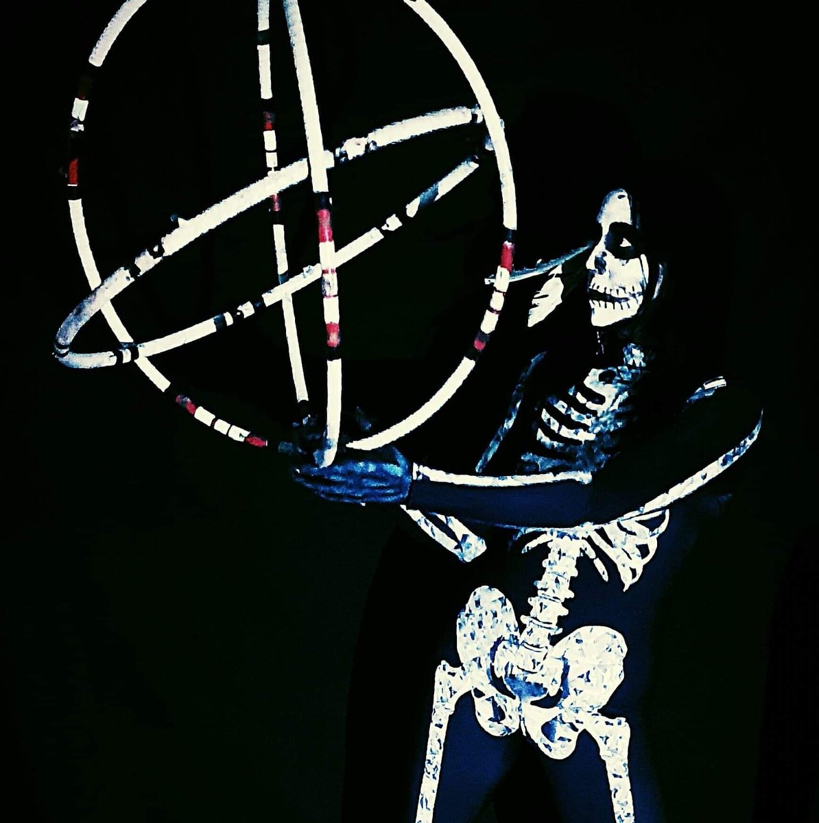 EphemeraBath's tweet image. eventbrite.co.uk/e/gather-all-h…
All Hallows eve An informal luxury evening in private woodland in Lansdown Bath....under a beautiful vintage canvas marquee a celebration of light and autumnal vegan eating with a soundscape of premier folk music from Troyka and Elephant stairs.