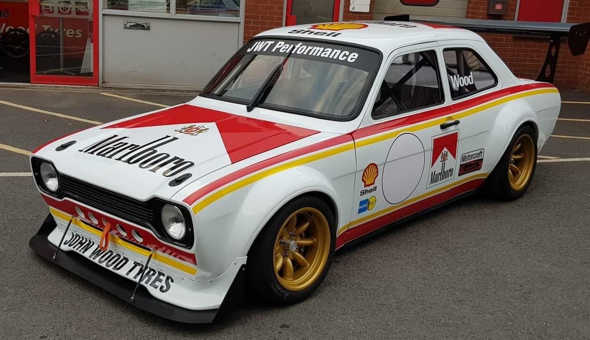 Big fans of <a href="/DirtyMoMedia/">Dirty Mo Media</a> <a href="/DaleJr/">Dale Earnhardt Jr.</a> what do you think of the new whip?