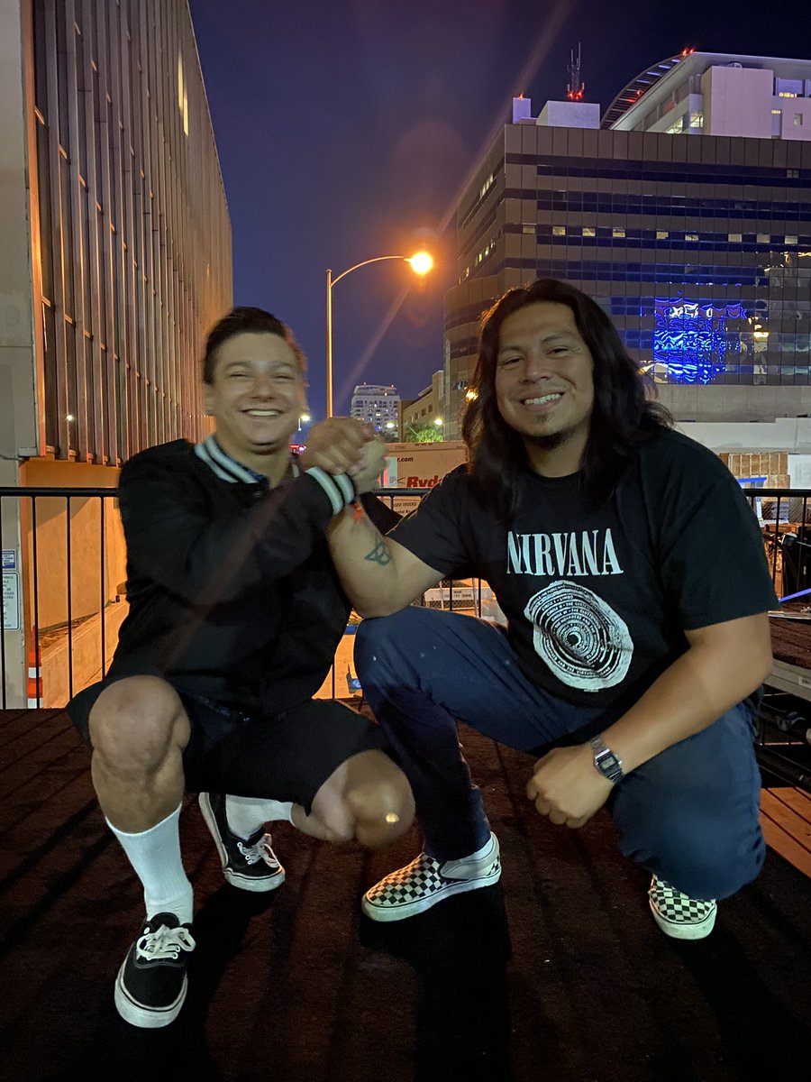 AjTheBro2's tweet photo. Posted with homies. @iyaterramusic @Undiscl71795762 #Booher https://t.co/Lfv0cCwiyO