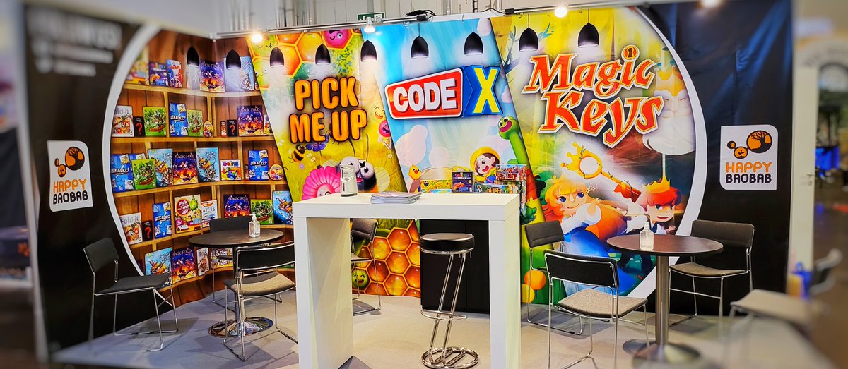 HappyBGames's tweet photo. Ready to play!
Come visit us from tomo till sunday on Hall 5 Number C129!
#essenspiel2021 #j2s #boardgame https://t.co/hUWrT4637f