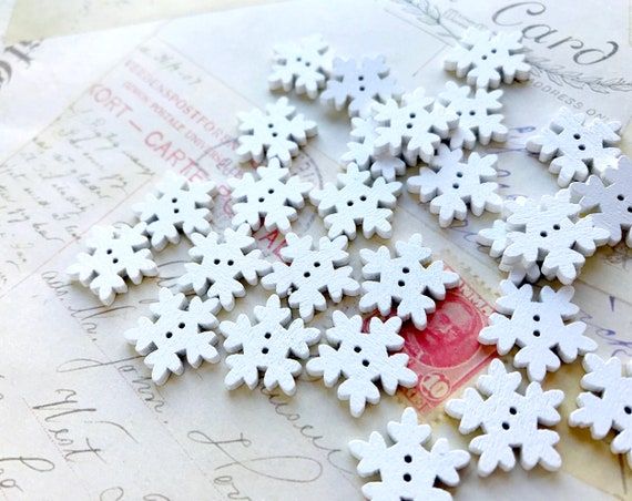 HeartSupplies's tweet image. Wooden Buttons  Snowflake Shaped White Wooden Buttons | Etsy buff.ly/30clJ0o  #handmadebuttons #woodbuttons #buttons #knitting #crochet #craft #craftsupplies #makeit #etsy #etsyau #smallbuttons #snowflake #christmas