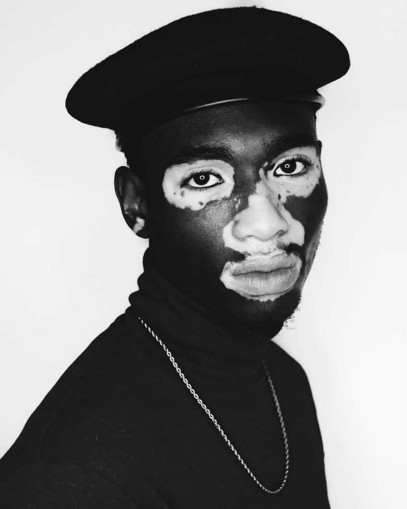 BoynesArtAward's tweet photo. “Yvesmark Chery” is photography by 2nd Edition Submitter, Julian Ali
Hit the like button to show some love and support for this wonderful photographer 🤩🤩
#emergingartistspotlight #emergingartistplatform #theartlovers #artlovers🎨 #photography #portraitphotography https://t.co/QqT9FNQUr5