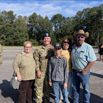 jarrettryon's tweet photo. 6 months later I’m done✌🏼 #NewProfilePic https://t.co/PsPpwDaMZs