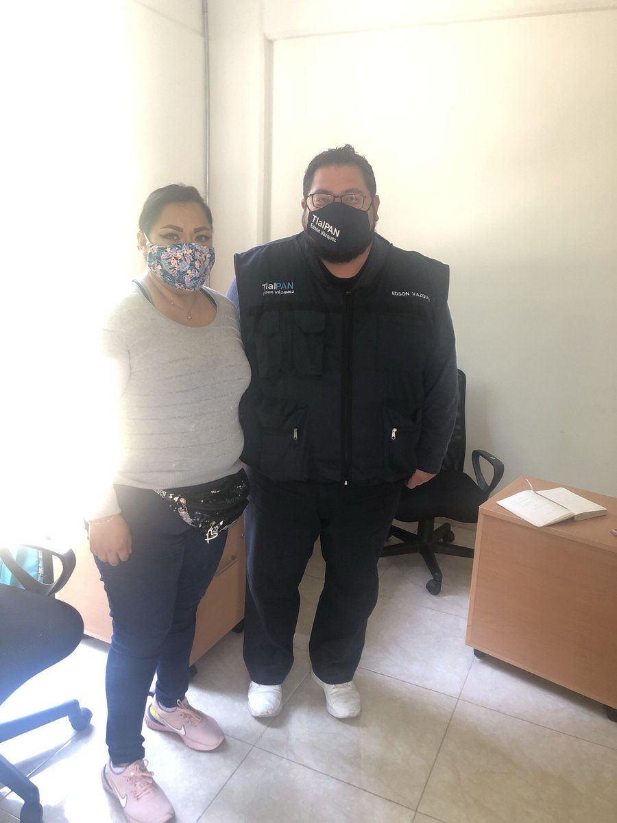 EdsonVARE's tweet photo. Concejalía de puertas abiertas. Ayer atendimos a diferentes vecin@s de @TlalpanAl y me honró con su visita mi querido hermano @RMirandaB | #EdsonConcejal #FuerzaAtayde https://t.co/3DN4W8CvD0