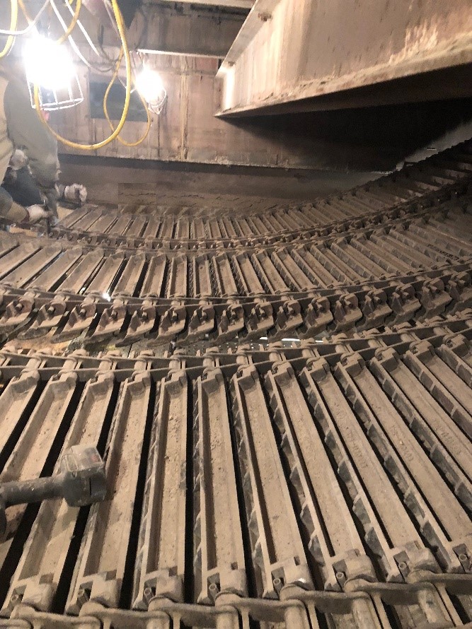 southernfield1's tweet photo. We provide the #stoker services your facility needs done. Plus, we are experienced with all fuel feed system OEMs. 

Whether for shaft replacement or total rebuild, we have you covered. Reach out or request a quote: https://t.co/kEEH1vWinN https://t.co/sp7xZzlnGo