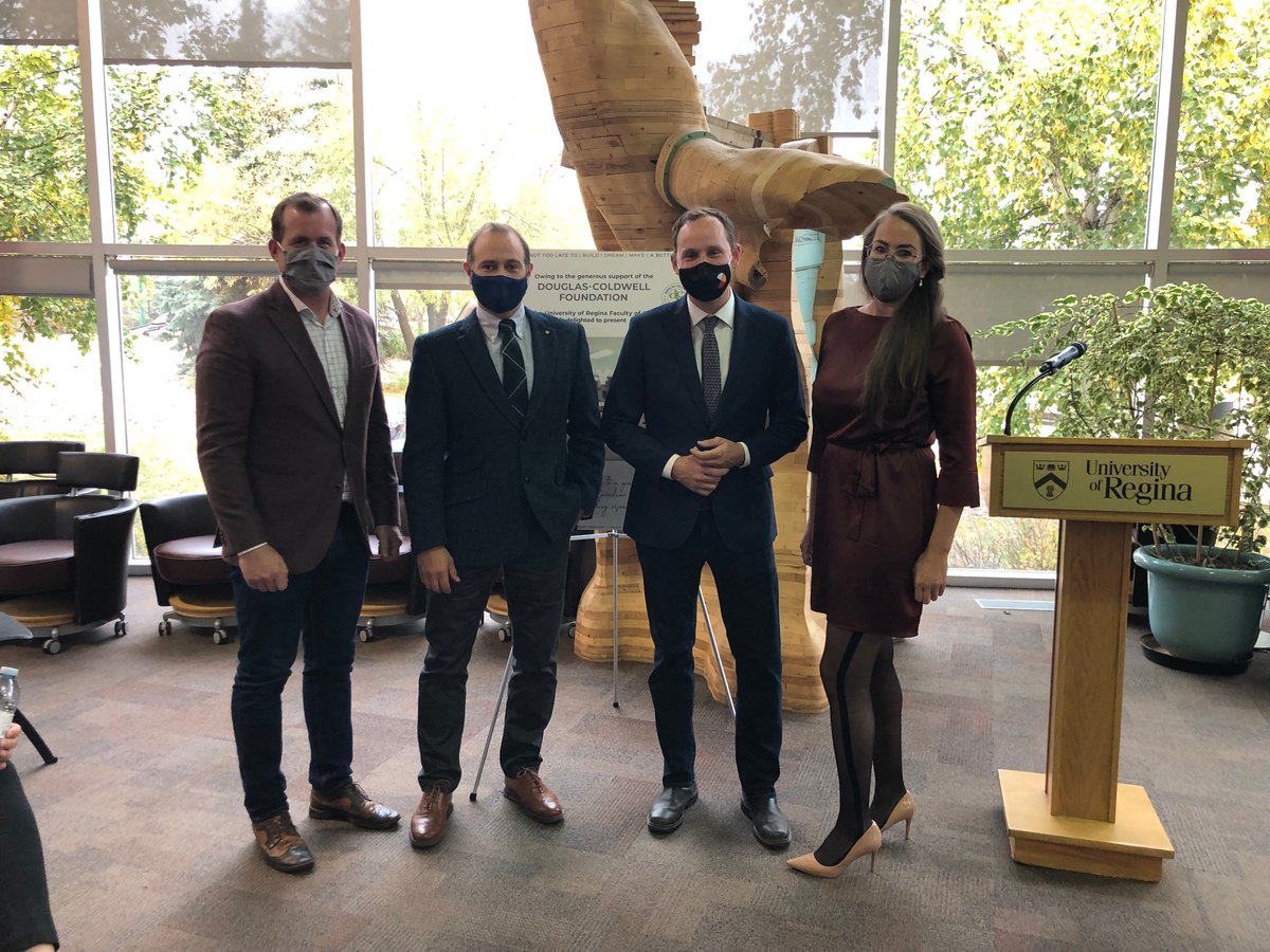 ryanmeili's tweet photo. Dream no little dreams!

Congratulations to @Josh_Bizjak and the Douglas Coldwell Foundation @officialtommyd on the launch of the Tommy Douglas Graduate Scholarship today at @UofRegina.

This will help a SK grad student follow their dreams. https://t.co/WTdXJbNMHk