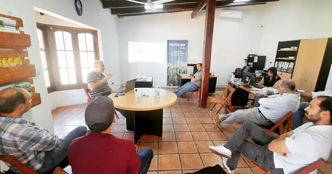 ℹ️ Capacitación técnica - Sistema Enlist <a href="/cortevaarg/">Corteva Argentina</a> 

📍Suc. Metán - Agro Lajitas 

#capacitaciontecnica #enlist #campo #agro #rural #agronomia #corteva