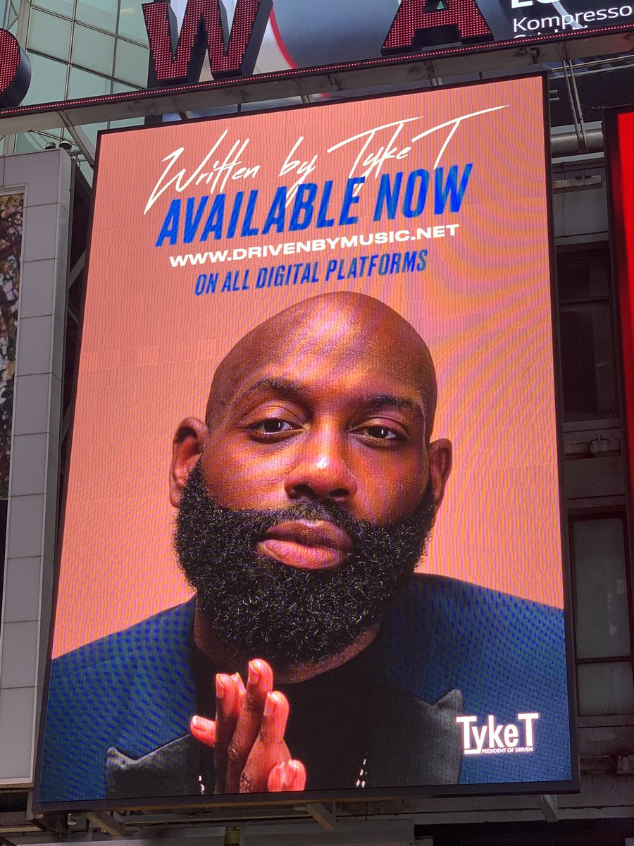 TykeT86's tweet image. Thanking GOD so hard! I went from being told NoO to being on Billboards in TimeSquare. Nothing is impossible people. This is for the Dreamers. Never Stop
Stream my new album 

“Written By Tyke T” now here : smarturl.it/1z82fs

If you got a dream RT this 🙏🏿 #Driven