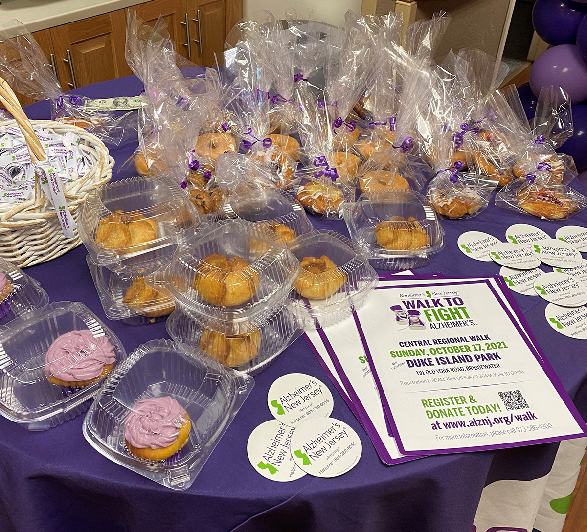 parkerlifeorg's tweet photo. We are furiously fundraising for the Walk to Fight Alzheimer's, this Sunday at Duke Island Park in Bridgewater. Here are photos from the Breakfast fundraiser at Parker at Landing Lane. Yummy! #parkerlife #WalkToFightALZ https://t.co/mCW5PXpQ3M