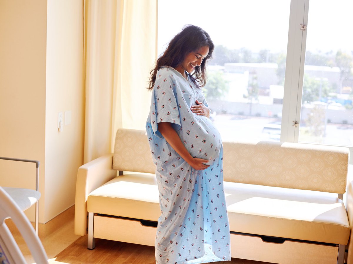 KPSanBernardino's tweet photo. #KPFontana Medical Center has been named to #CalHospitalCompare’s 2021 #Maternity Honor Roll which recognizes CA hospitals that have met/surpassed the statewide target aimed at reducing C-section births in 1st-time mothers w/ low-risk pregnancies
https://t.co/wy9Cnib29a https://t.co/gcs4ClxpMM
