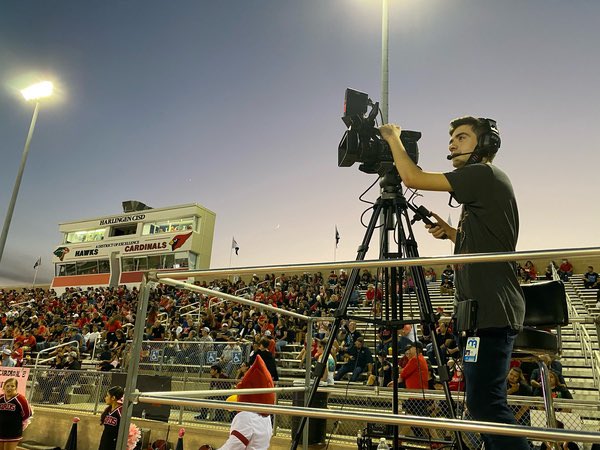 HHSMediaTech's tweet photo. Media Tech and MACA Students covering last weeks football game! Go cards!!🔴⚪️🔴⚪️ https://t.co/YtjnLo4sdJ